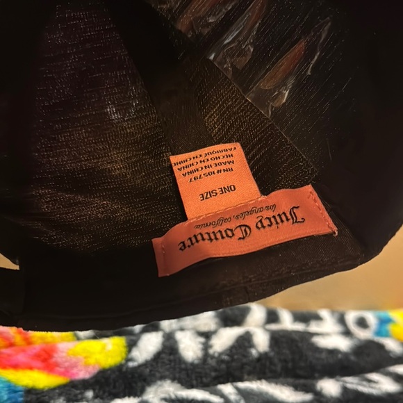 NWT Juicy Couture Black Cap with Rhinestones & Faux Pearls - Picture 7 of 10